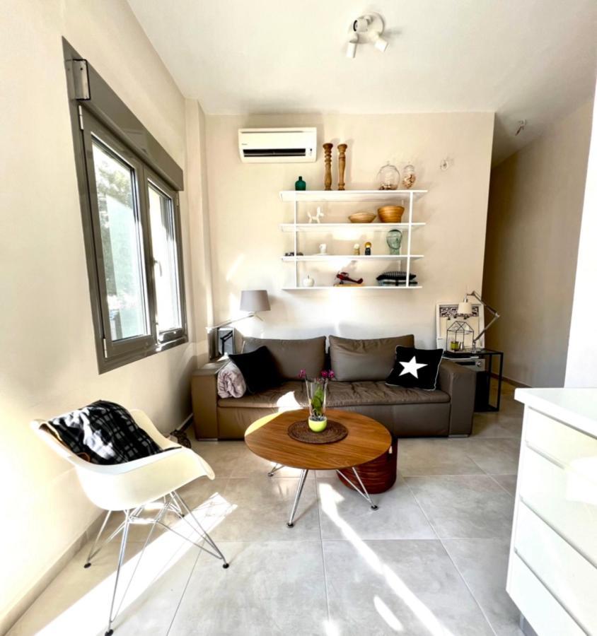 Nikaia Metro House Lägenhet Pireus Exteriör bild
